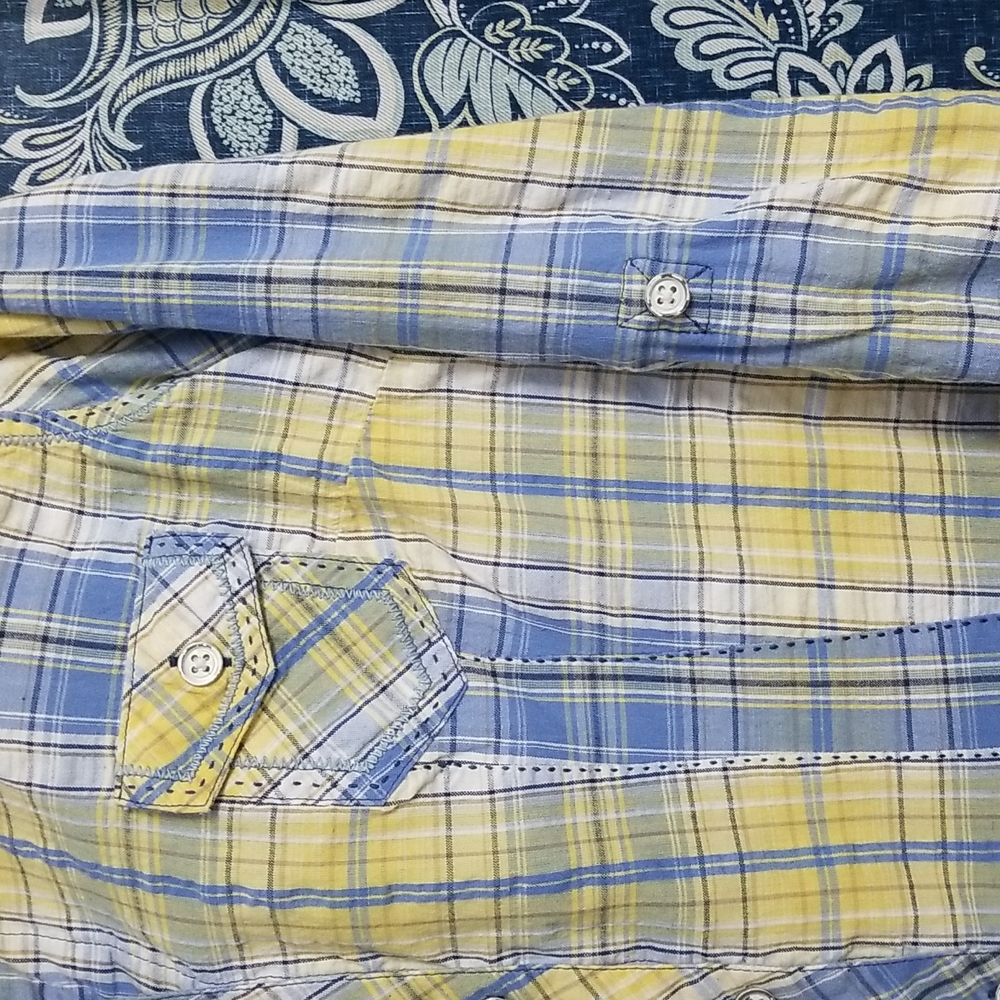 Button down top - Picture 2 of 5